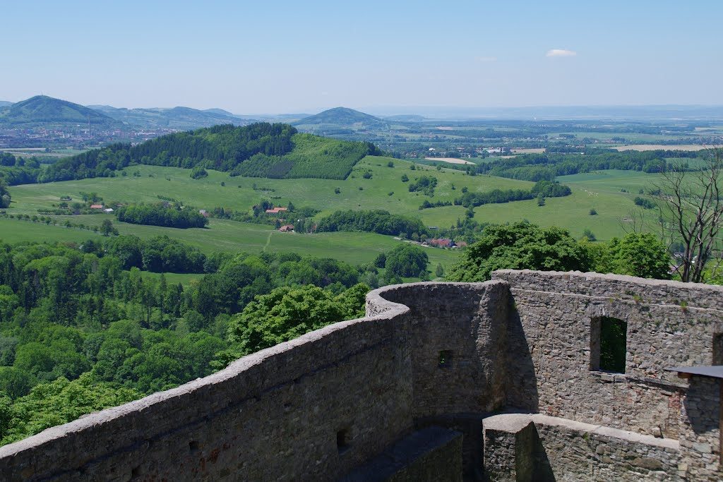 pohled z hradu Hukvaldy